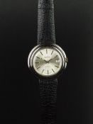 GENTLEMEN'S VETTA VINTAGE AUTOMATIC WRISTWATCH, circular silver with silver hour markers and a