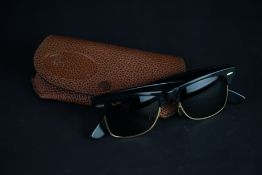 VINTAGE RAY BAN WAYFARER MAX SUNGLASSES, B&L (Bausch & Lome) Ray-Ban U.S.A marked, black with gilt