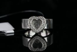 18CT WHITE GOLD HEART SHAPED HEAVY RING, heart ring stamped 750, gross weight 13g.