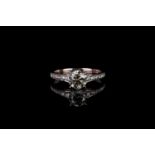 Diamond cluster ring, 1 round brilliant cut diamond estimated 1.01ct, 14 round brilliant cut