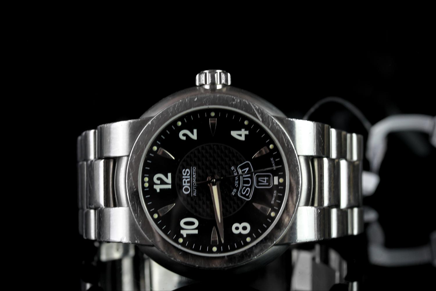 GENTLEMEN'S ORIS AUTOMATIC WRISTWATCH REF 7517-41, circular black dial with arabic numbers and