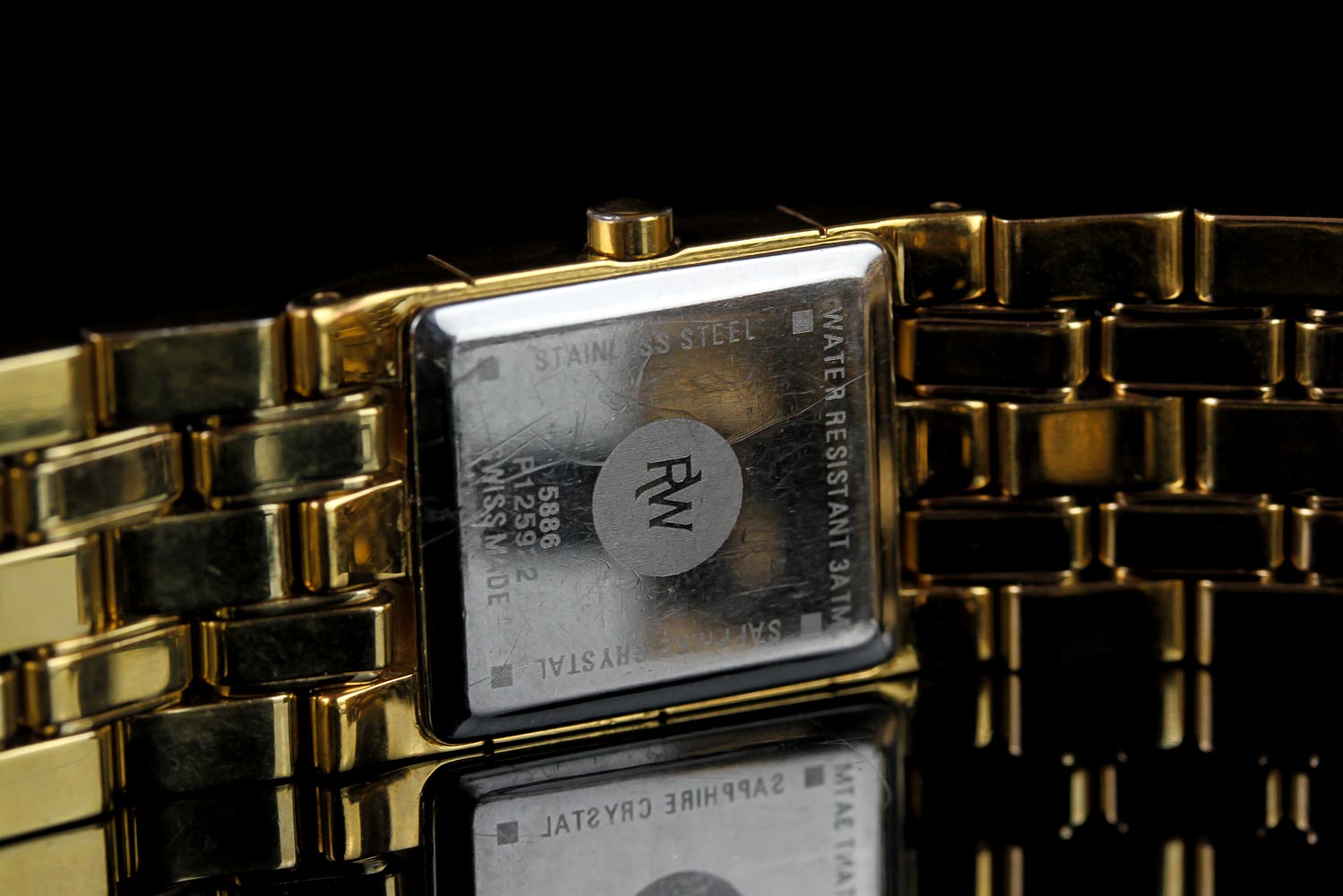 LADIES RAYMOND WEIL TEMA WRISTWATCH REF 5886, rectangular champagne dial with gold hands, 12mm - Image 3 of 3