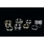 GROUP OF GOLD AND SILVER RINGS GEMT SET, marquisate set silver ring, 7 gold rings with a gross