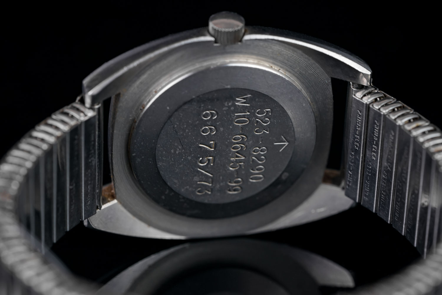 GENTLEMEN'S HAMILTON MILITARY 'CROWS FOOT' W10 WRISTWATCH CIRCA 1973, circular black tritium dial - Image 3 of 3
