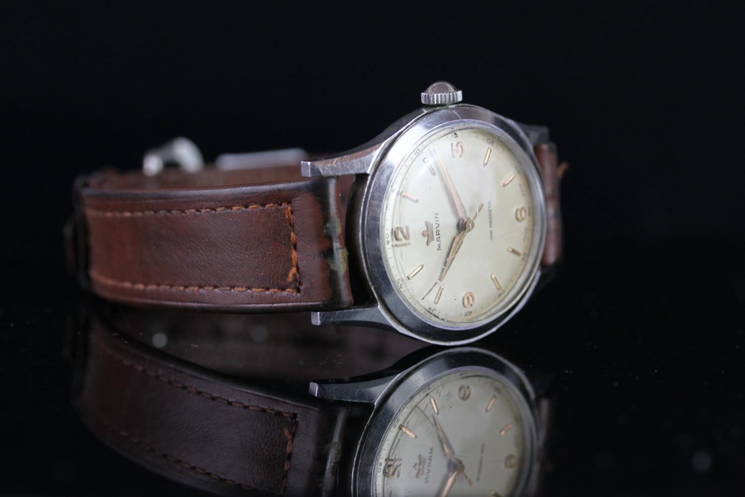 *TO BE SOLD WITHOUT RESERVE* GENTLEMENS MARVIN NON MAGNETIC WRISTWATCH W/ BOX, circular patina - Image 4 of 5