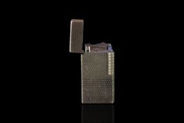 CLASSIC DUNHILL LIGHTER,gold plated, currently working