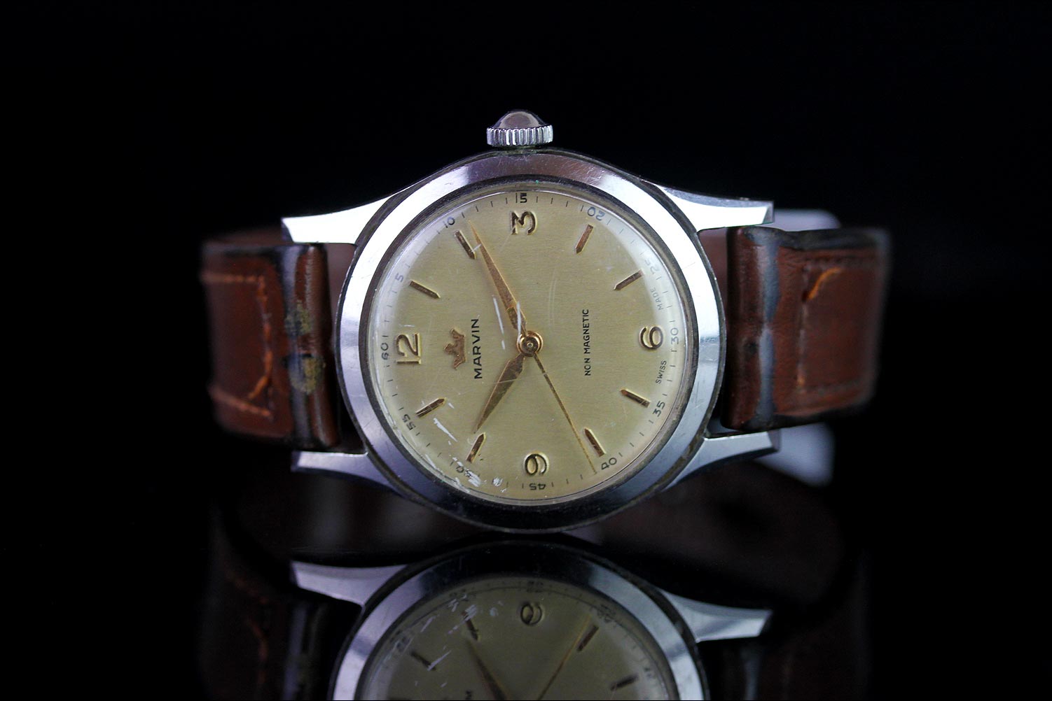 *TO BE SOLD WITHOUT RESERVE* GENTLEMENS MARVIN NON MAGNETIC WRISTWATCH W/ BOX, circular patina - Image 3 of 5