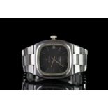 RARE GENTLEMENS ZENITH AUTOMATIC DEFY WRISTWATCH, rounded square black dial with silver hour