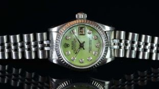 LADIES' ROLEX MOTHER OF PEARL DIAMOND SET DATEJUST REF. 69174, circular green mother of pearl dial