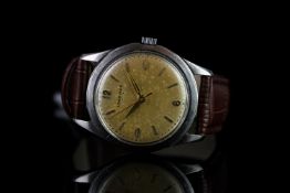 GENTLEMEN'S LONGINES VINTAGE STAINLESS STEEL WRISTWATCH, circular patina dial with gold hour markers
