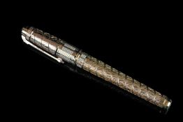 S.T. DUPONT LIMITED EDITION PLACE VENDOME OLYMPIO XL FOUNTAIN PEN, 18ct rose gold body set with