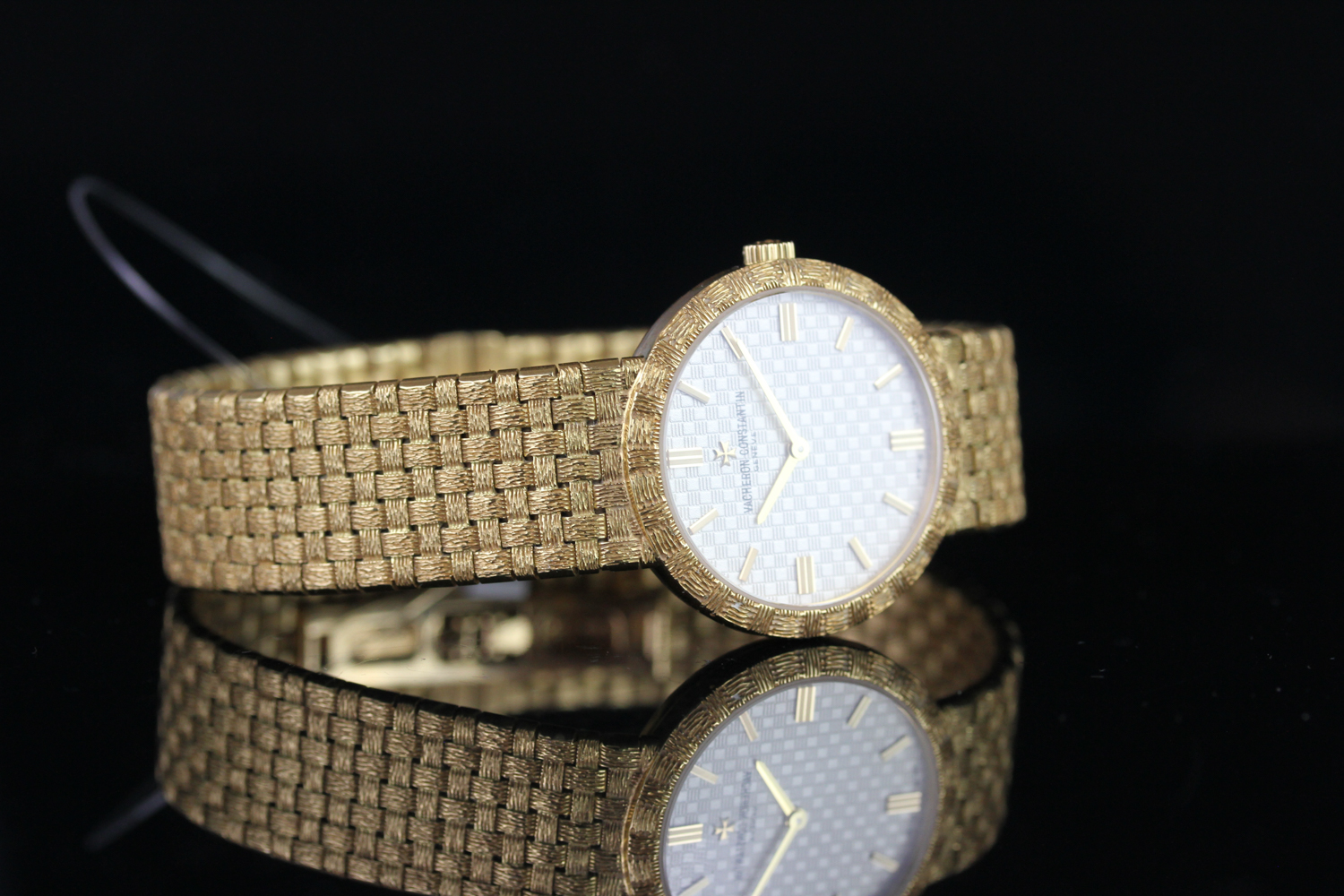 LADIES 18k VACHERON PATRIMONY CLASSIQUE REF 25162 , round , white textured dial with gold hands, - Image 3 of 5