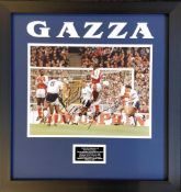 Paul Gascoigne, A stunning 12x16 cololur photo hand signed photo hand signed clearly in black marker