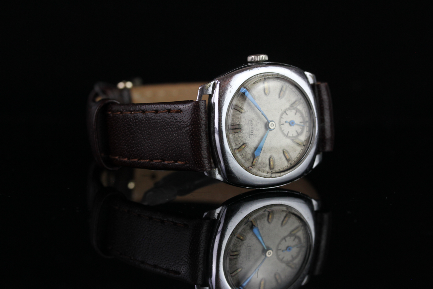 MID-SIZE ROLEX TUDOR CIRCA 1930,cushion shape,white dial with blue hands,silver markers, sub dial - Image 3 of 4