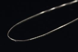 18CT BOX LINK CHAIN,stamped 750,estimated 25cm in length, total weight 5.2gms