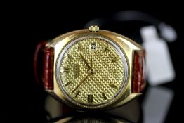 GENTLEMENS DOXA UNUSUAL AUTOMATIC DATE WRISTWATCH, circular gold textured dial with gold hour