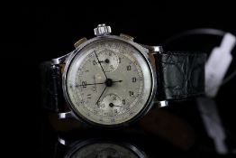 GENTLEMENS GLADIADOR CHRONOGRAPH VINTAGE WRISTWATCH, circular two tone silver and grey twin register