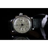 GENTLEMENS GLADIADOR CHRONOGRAPH VINTAGE WRISTWATCH, circular two tone silver and grey twin register