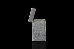 WHITE METAL DUPONT LIGHTER K2BH9.currently working.