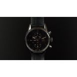 GENTLEMEN'S TAG HEUER CARRERA CHRONOGRAPH WRISTWATCH REF. CAR 2014, circular navy dial triple