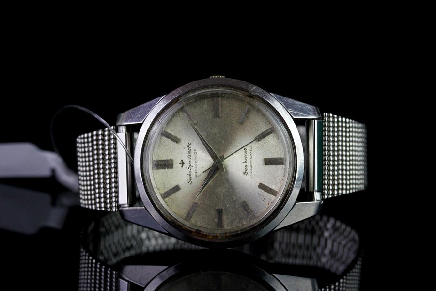 GENTLEMEN'S SEIKO SPORTMATIC SEA HORSE WRISTWATCH, circular silver textured dial with silver baton