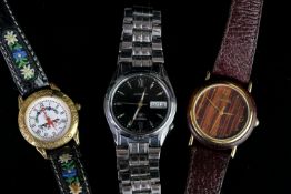 A GROUP OF THREE WATCHES, INCLUDING, a gentlemen's citizen, a ladies grant wood watch and ladies B