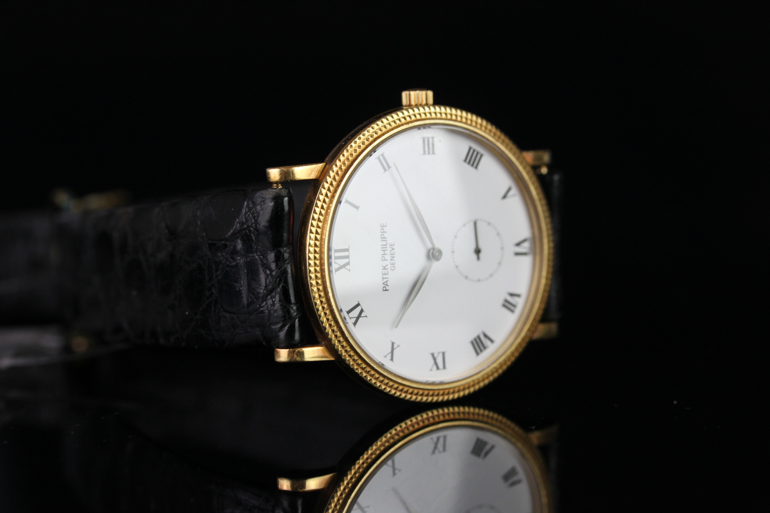 GENTLEMEN'S PATEK PHILIPPE CALATRAVA MODEL 3919 CIRCA 1980,white dial with black markers,black roman - Image 4 of 5