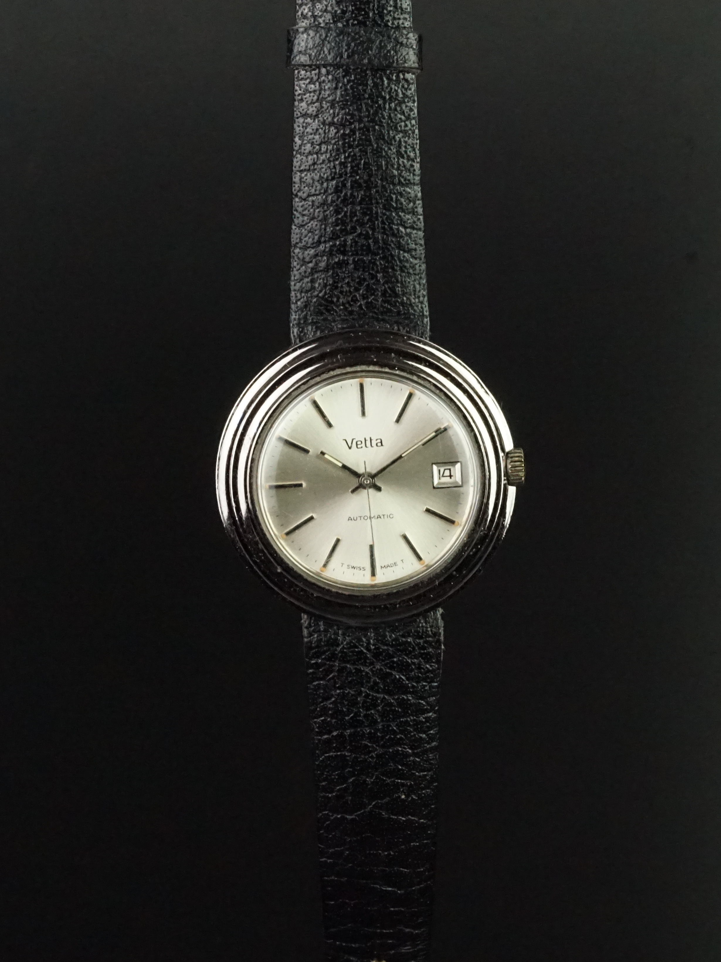 GENTLEMEN'S VETTA VINTAGE AUTOMATIC WRISTWATCH, circular silver with silver hour markers and a - Image 2 of 2