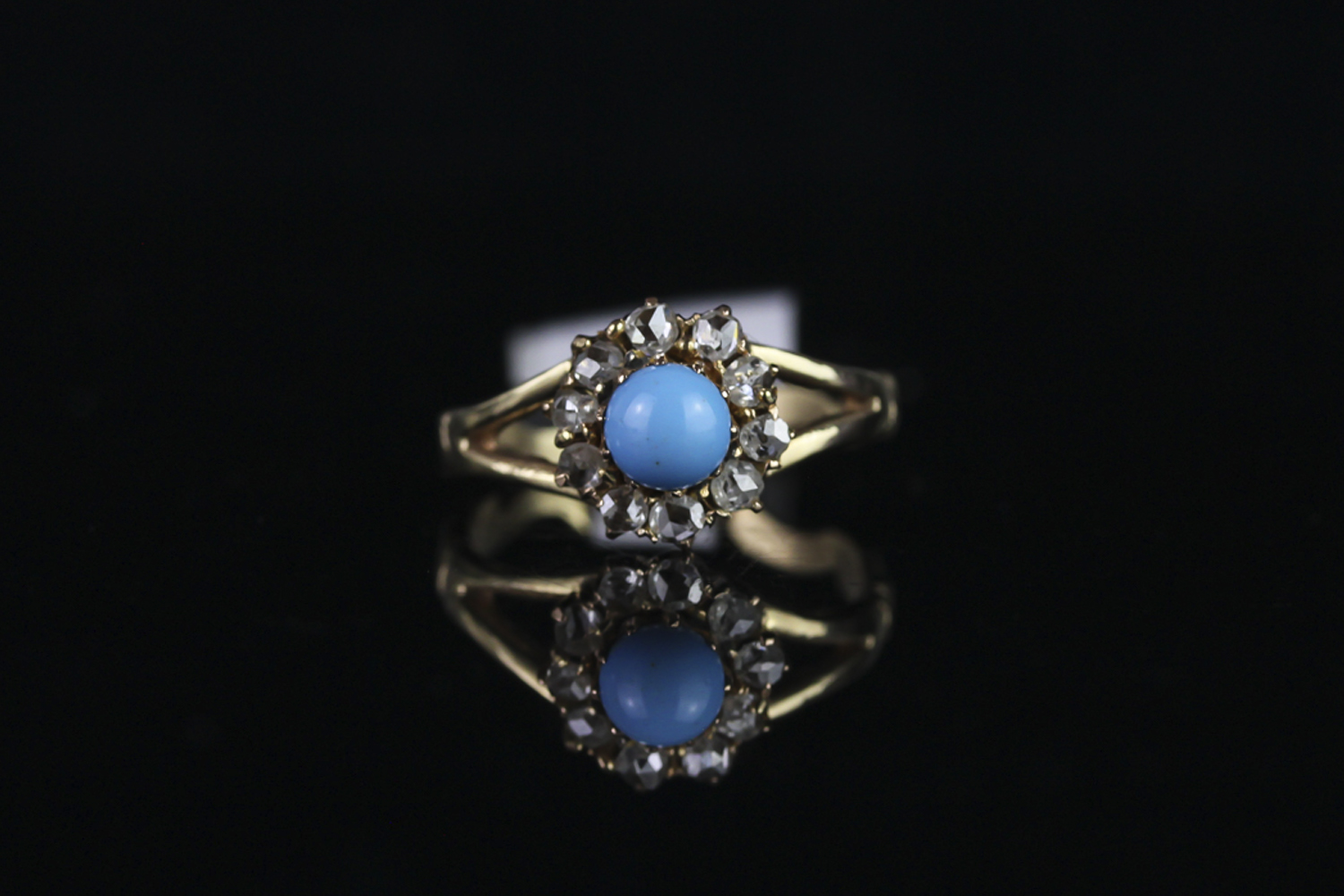 9CT TURQUISE AND WHITE STONE CLUSTER RING,ring size L