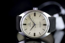 GENTLEMENS OMEGA SEAMASTER COSMIC WRISTWATCH, circular patina off white hair line dial with thin
