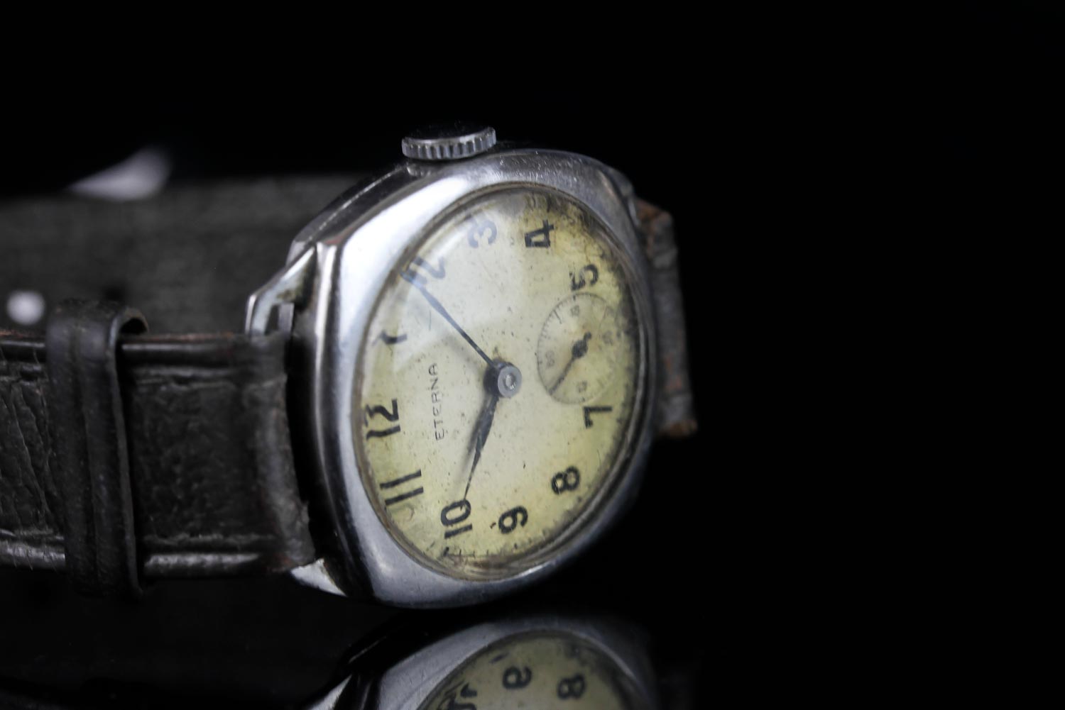 GENTLEMEN'S VINTAGE ETERNA DENNISON 1172, CALIBRE 3028521,cushion,white dial with black hands, - Image 3 of 3