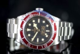 VERY RARE UNWORN TUDOR BLACK BAY RED 'STATE OF QATAR' LTD WRISTWATCH W/ BOX & CARD REF. 79230R,