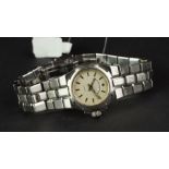 LADIES' VACHERON & CONSTANTIN OVERSEAS WRISTWATCH, circular silver dial with silver hour markers and