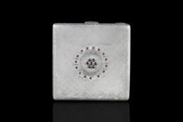 SILVER SQUARE GARNET AND SAPPHIRE VINTAGE SET COMPACT, 7X7cms