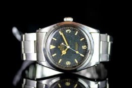 GENTLEMANS VINTAGE ROLEX EXPLORER , round, black dial illuminated hands, illuminated arabic and