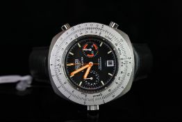 GENTLEMENS HEUER CALCULATOR AUTOMATIC CHRONOGRAPH WRISTWATCH, circular black twin register dial with