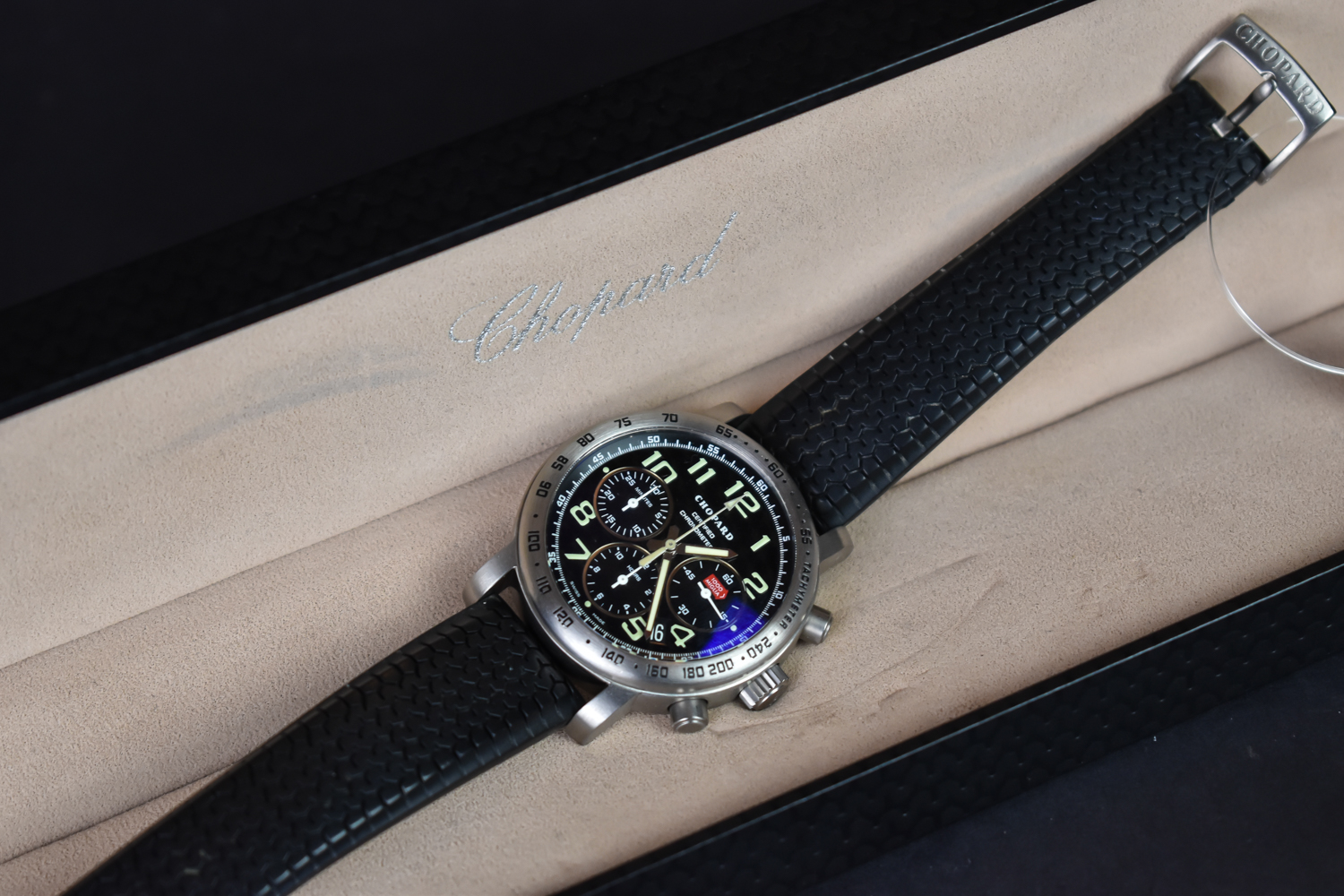 GENTLEMEN'S CHOPARD MILLE MIGLIA TITANIUM CHRONOGRAPH WRISTWATCH W/ BOX REF. 8915, circular navy - Image 2 of 2