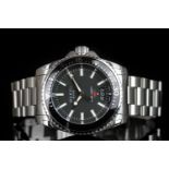 GENTLEMEN'S GUCCI DIVE DATE WRISTWATCH REF. 136.3, circular black dial with thick luminous hour