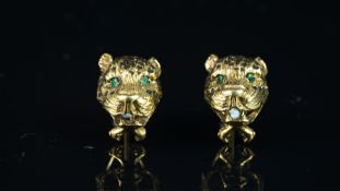 Leopard head earrings, mounted in yellow metal stamped 14K, with post and clip fittings, with