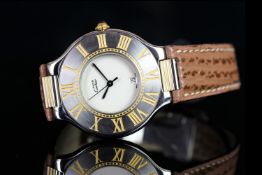GENTLEMEN'S MUST DE CARTIER 21, round, white dial with black hands, gold roman numeral markers on