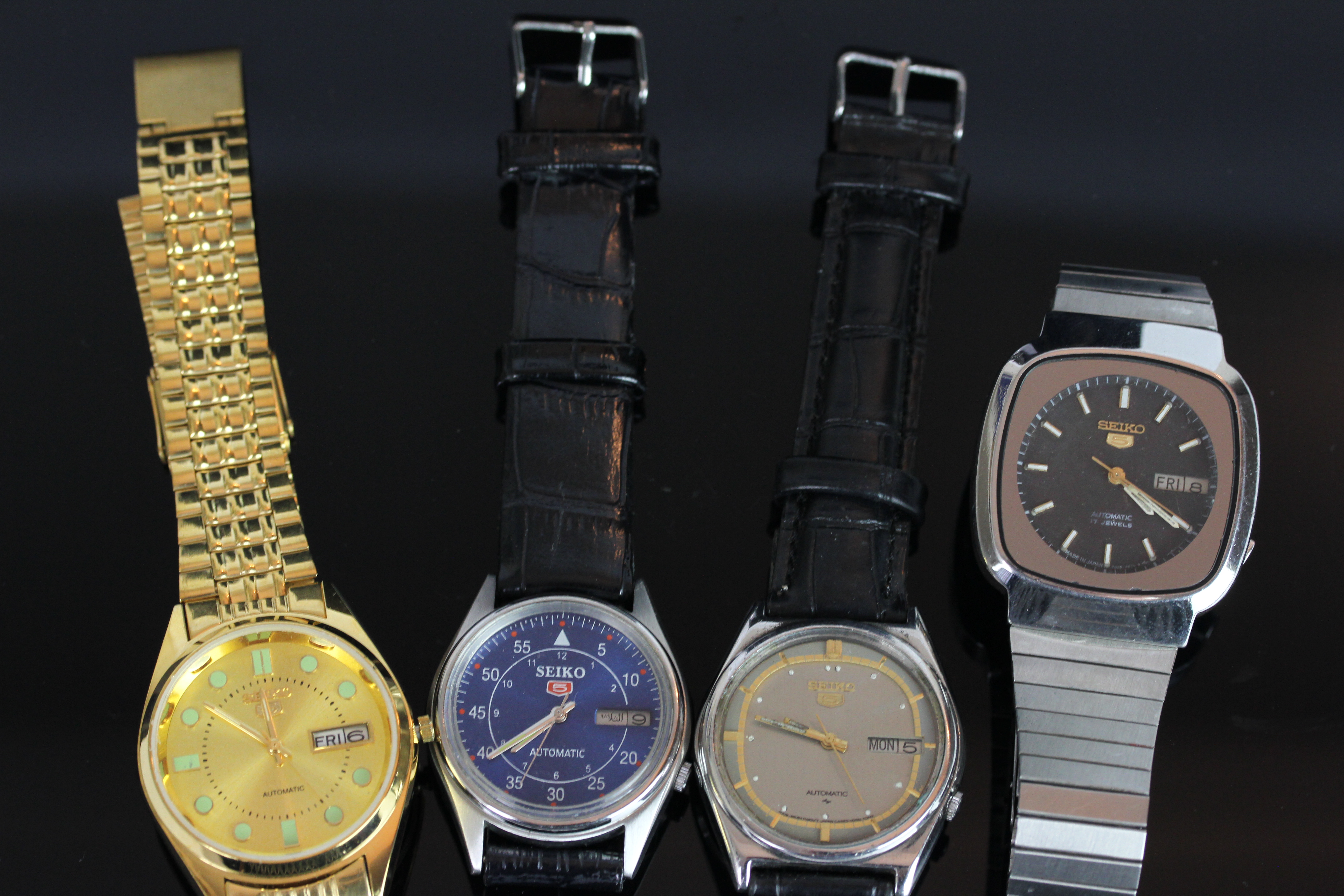 GROUP OF SEIKO 5 WRISTWATCHES, all four watches are currently running.