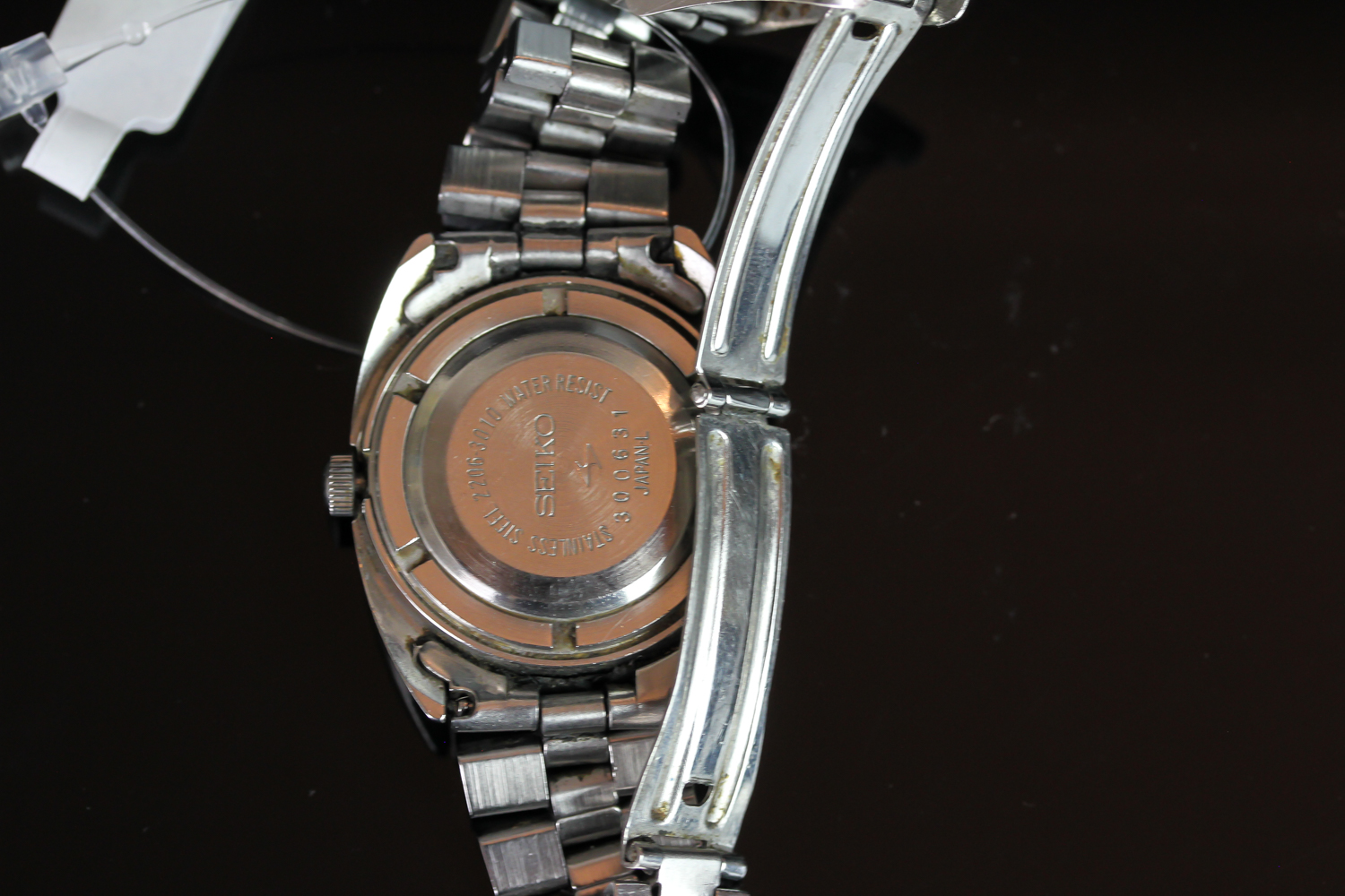 LADIES SEIKO DIAMATIC DATE WRISTWATCH, oval silver dial with date window at 3, luminous hour - Image 2 of 2