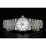 LADIES ROLEX OYSTER PERPETUAL DATEJUST 18CT WHITE GOLD WRISTWATCH REF. 68279, circular white dial