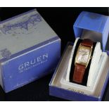 GENTLEMENS GUREN VERI THIN PRECISION WRISTWATCH CIRCA 1945 W/ BOX & GUARENTEE, rectangulat two