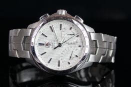 GENTLEMANS TAG HEUER LINK CHRONGRAPH ,CALIBRE S , MODEL 7011,round, silver dial and hands, silver