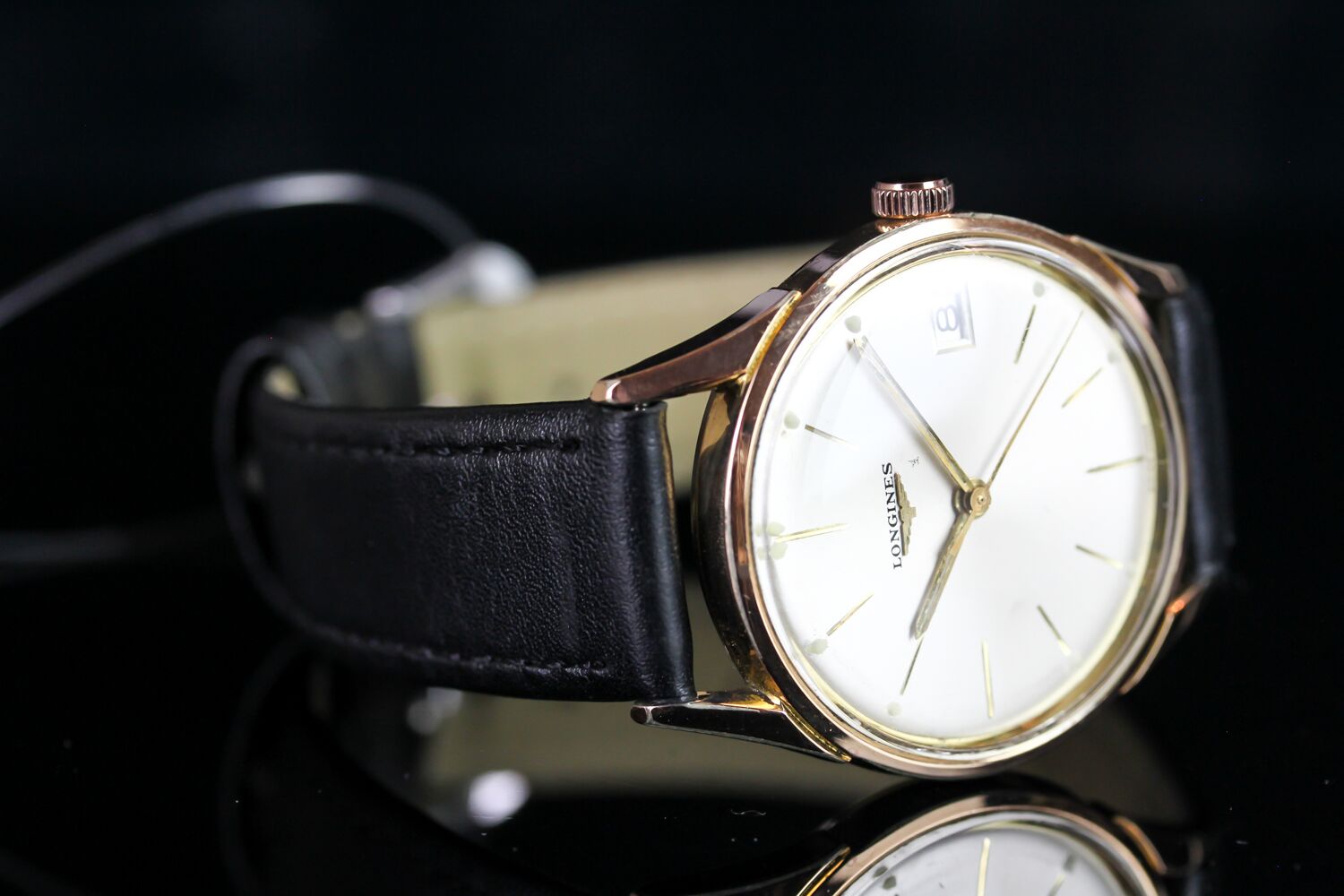 GENTLEMEN'S LONGINES VINTAGE WRISTWATCH REF. 7227, circular silver dial with etched in gold leaf - Image 2 of 4