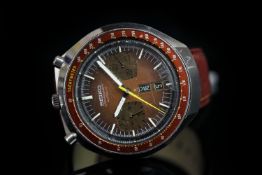 GENTLEMEN'S SEIKO BULLHEAD CHRONOGRAPH AUTOMATIC WRISTWATCH, circular twin register brown sunburst