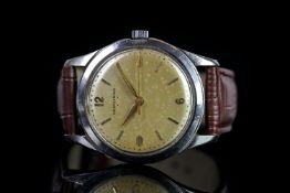 GENTLEMEN'S LONGINES VINTAGE STAINLESS STEEL WRISTWATCH, circular patina dial with gold hour markers