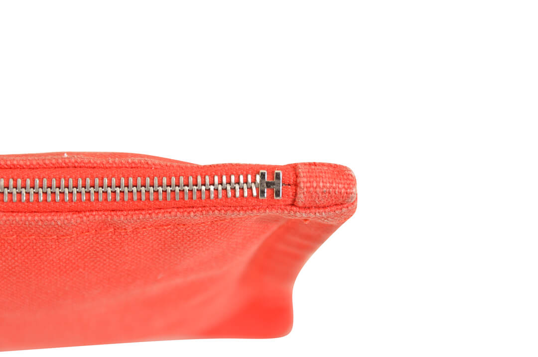 Hermes Yachting PM Hand Pouch, canvas coral coloured puch, W 220 x H 150 x D 8mm, Hermes Zip and - Image 6 of 9