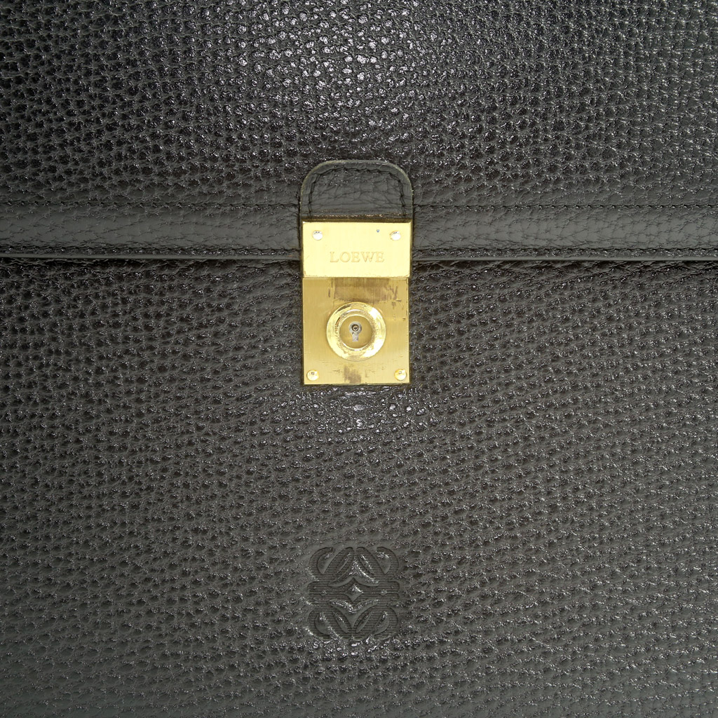 Loewe Black Attache CaseLoewe atache case black colour with gold hard wear, calf skin, caviar - Image 2 of 7